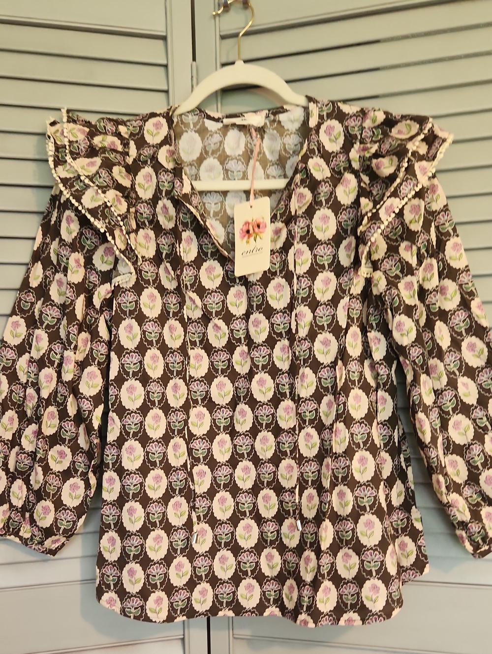 NWT entro Brown Blouse with Pink and Cream Floral Motif 100% Cotton
